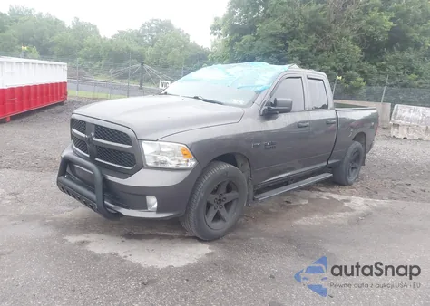 2015 Ram 1500 St z USA, uszkodzony, nr VIN 1C6RR7FT4FS731476
